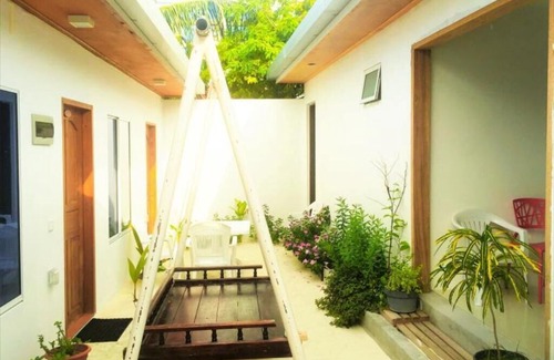 Maafushi House | Reyva Inn Guest House is a very local style guest house in Maafushi, Maldives.