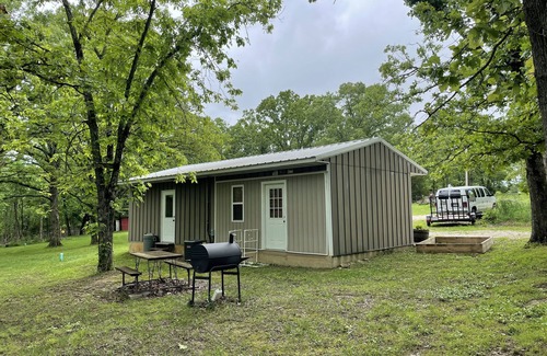 Bourbon Cabin | RGM Farms Guesthouse, rustic yet comfy with kitchenette.