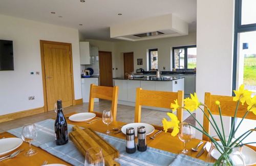 Bontnewydd Cottage | RHANDIR HEN, pet friendly, character holiday cottage in Aberystwyth