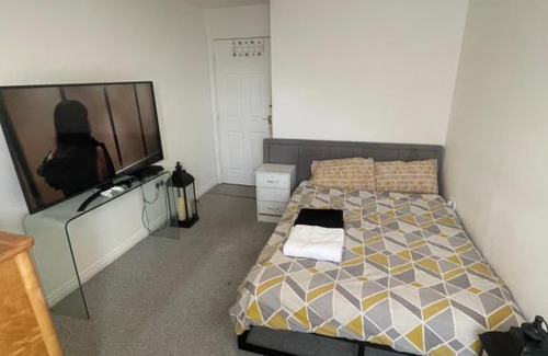 Waltham Abbey House | Rhapsody Premium
