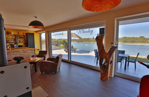 Urmitz Apartment | Rhein Lounge
