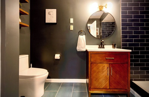 Rhinebeck Hotel | Rhinebeck Inn Suite with a Private Deck