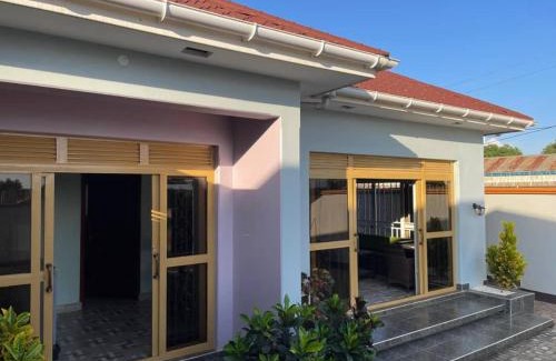 Soroti Hotel | Rhino Camp Soroti