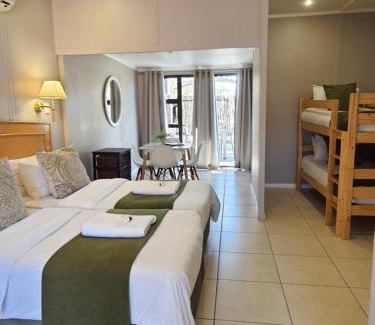 Vanderkloof Apartment | Rhino Manor