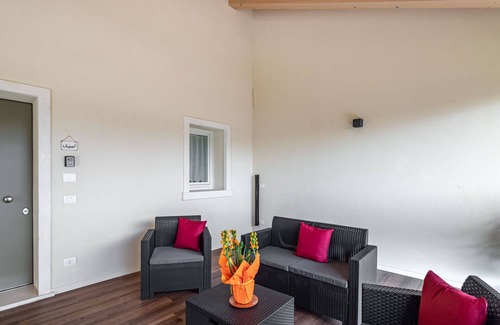 Vicenza Apartment | Rhododendron Room