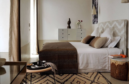 Mellah House | Riad 6 rooms, contemporary decor, with staff available.