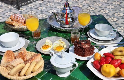 Kbour Chou House | Riad Banatti
