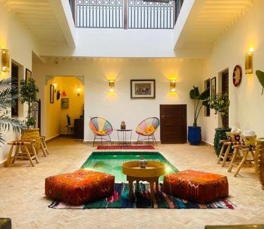 Douar Sidi Youssef Ben Ali Bed & Breakfast | Riad dei colori