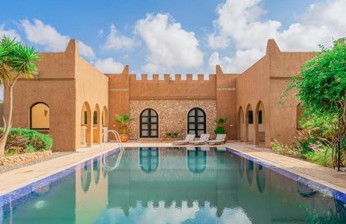 Sidi Ouassay Villa | Riad Sahara Experience Pool Garden