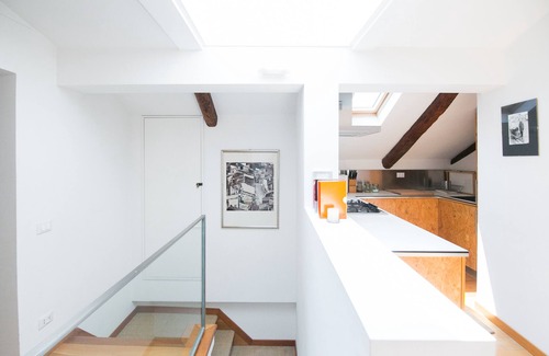 Santa Croce Apartment | Rialto - Light and Panoramic Penthouse in the heart of Venice