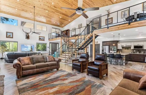 Clay Springs Cabin | Richardson Rock Creek Ranch