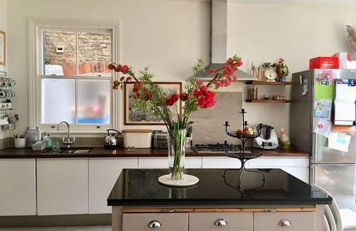 Twickenham Riverside House | Richmond large home away from home/Garden/London 20 mins/Thames/walk to tube