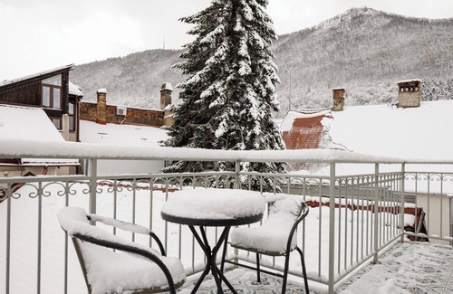Brasov City Centre Apartment | Richter Residence 5