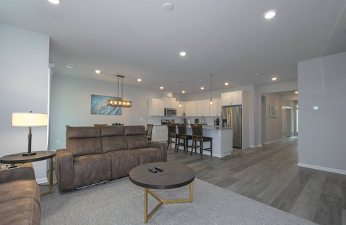 Ridgefield House | Ridgefield Gem