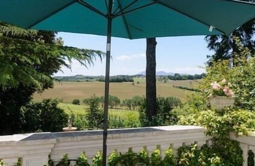 Panicale Villa | Ridiculously Beautiful Villa on Tuscany/Umbria Border. Privacy, Garden, Air Con