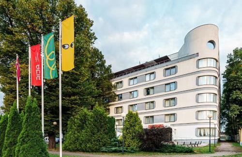 Vidzeme Suburb Hotel | Rija VEF Hotel with FREE Parking