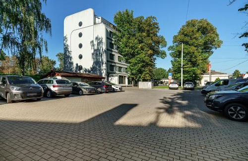 Vidzeme Suburb Hotel | Rija VEF Hotel with FREE Parking
