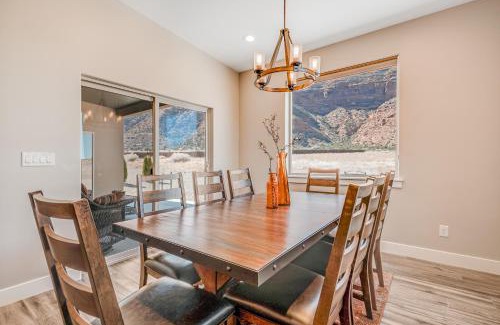 Moab South Valley House | Rim View 5