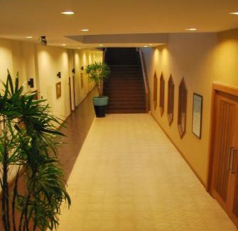 Mueang Samut Prakan District Resort | Rimkhobfa Urban Resort