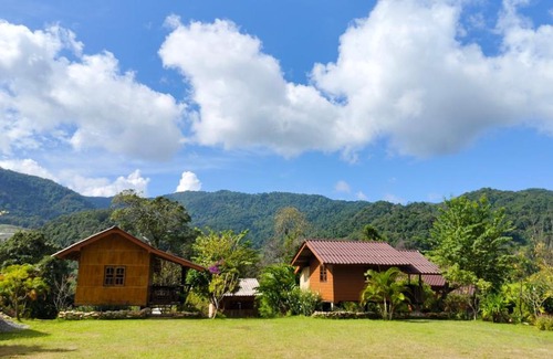 Ban Luang House | Rimna Banpark 1 ริมนาบ้านพัก1