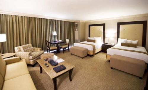 Las Vegas Resort | Rio Hotel & Casino, a Destination by Hyatt Hotel