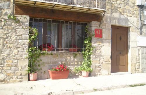 Mosqueruela Apartment | Rio La Estrella