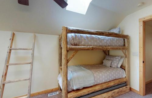 McCall House | Rio Vista Family Cabin