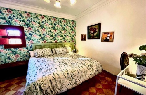 Santa Eulalia Bajera Bed & Breakfast | Riojania Heredad - Deluxe Room with king-size bed