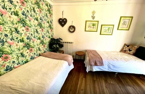 Santa Eulalia Bajera Bed & Breakfast | Riojania Heredad - Classic Quadruple Room