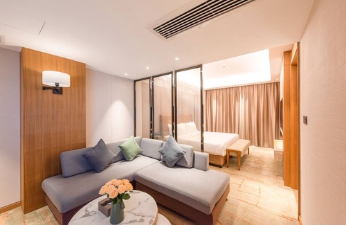 Chashan Hotel | Rising Dragon International Hotel