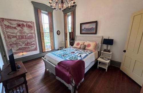 Cartersburg Bed & Breakfast | Rising Hall Bed & Breakfast