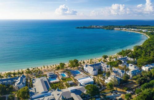 Negril Resort | Riu Palace Tropical Bay - All Inclusive