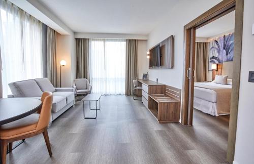 Central New York City Hotel | Riu Plaza Manhattan Times Square