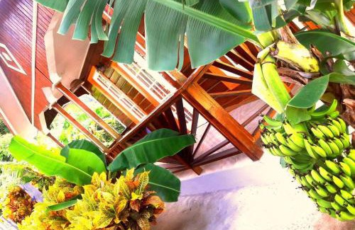 Soufriere House | River Breeze Villa, 5 minutes to beach and town