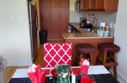 North Chesterfield Apartment | River City Den