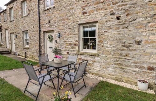 Aysgarth House | River Dance Cottage
