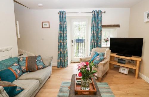 Aysgarth House | River Dance Cottage