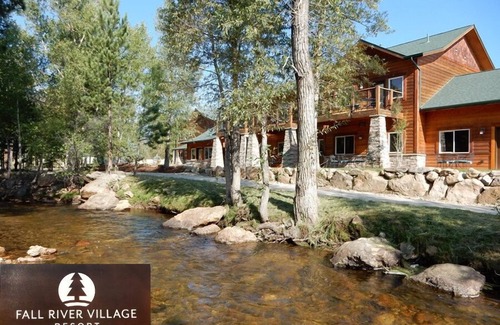 Estes Park Condo | RIVER FRONT! . 3-minute walk to downtown Estes Park!