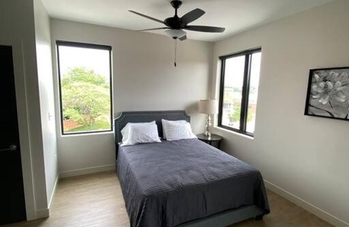 Downtown Apartment | River Front Luxury Furnished Studio Downtown QC