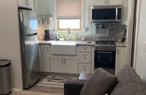 Crescent City Cottage | River Guest Cottage. Bring Your Boat