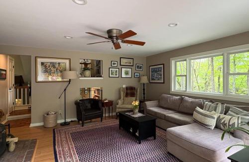 Newfane House | River Haven