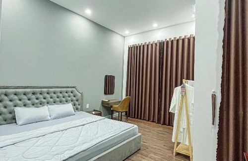 Long Xuyen Hotel | River Hotel 5
