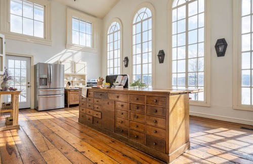 Catskill House | River House by AvantStay | Historic & Secluded Estate on the Hudson River w/Pool
