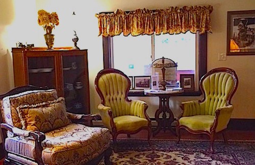 Rowlesburg Bed & Breakfast | River House Lodge