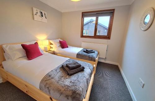 Brundall House | River Rest - Norfolk Broads