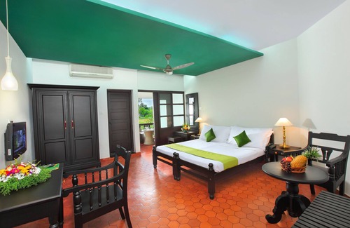 Cheruthuruthy Hotel | River Retreat Heritage Ayurvedic Resort
