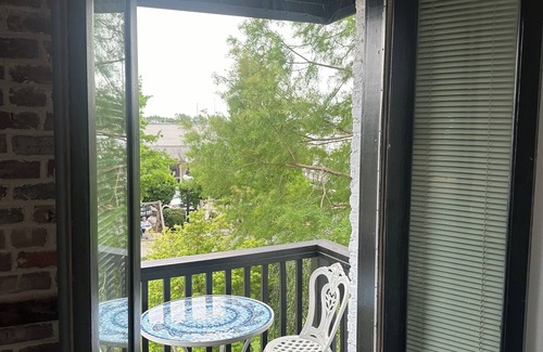 Georgetown Apartment | River Room Getaway on Front Street Downtown Georgetown