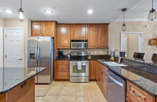 Steinhatchee Condo | River's Edge Condo 2A, Bldg 2- Larger Condo with Covered Parking