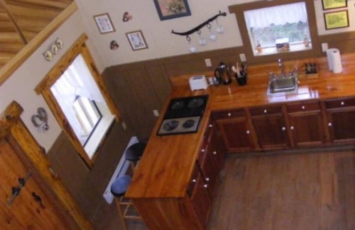 Frenchburg Cabin | River's Roost Riverfront Cabin in the Gorge.