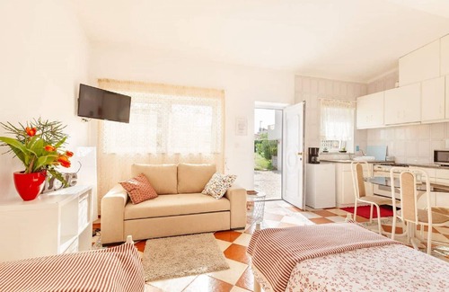 Outeiro Apartment | River´s Rustic House